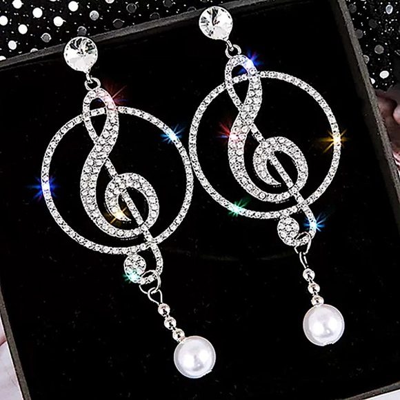 SILVER MUSIC NOTE RHINESTONE PEARL EARRINGS - Picture 3 of 5